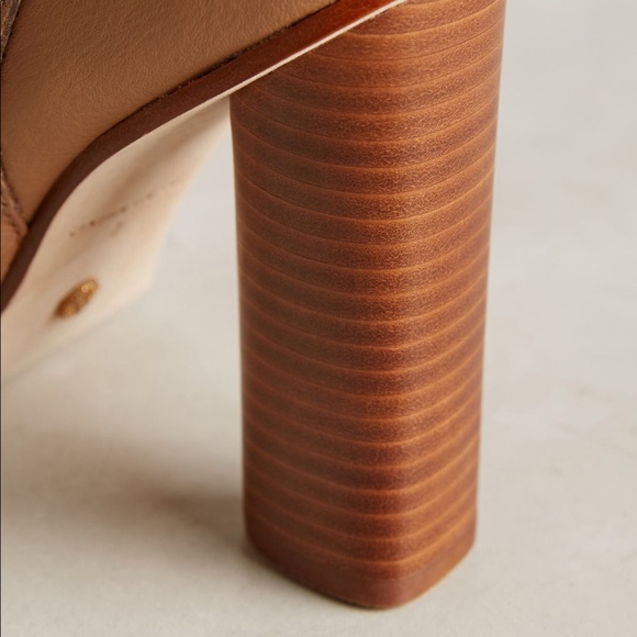 Cynthia Vincent Hue Booty - Picture 5 of 10